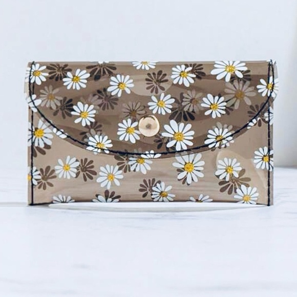 Florals Clear Card Case Wallet in Black - Picture 6 of 6